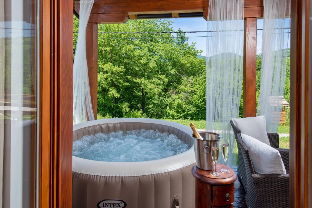 B&B Plitvice Lakes Villa Irene เซลิสเต เดรซิสโก ภายนอก รูปภาพ