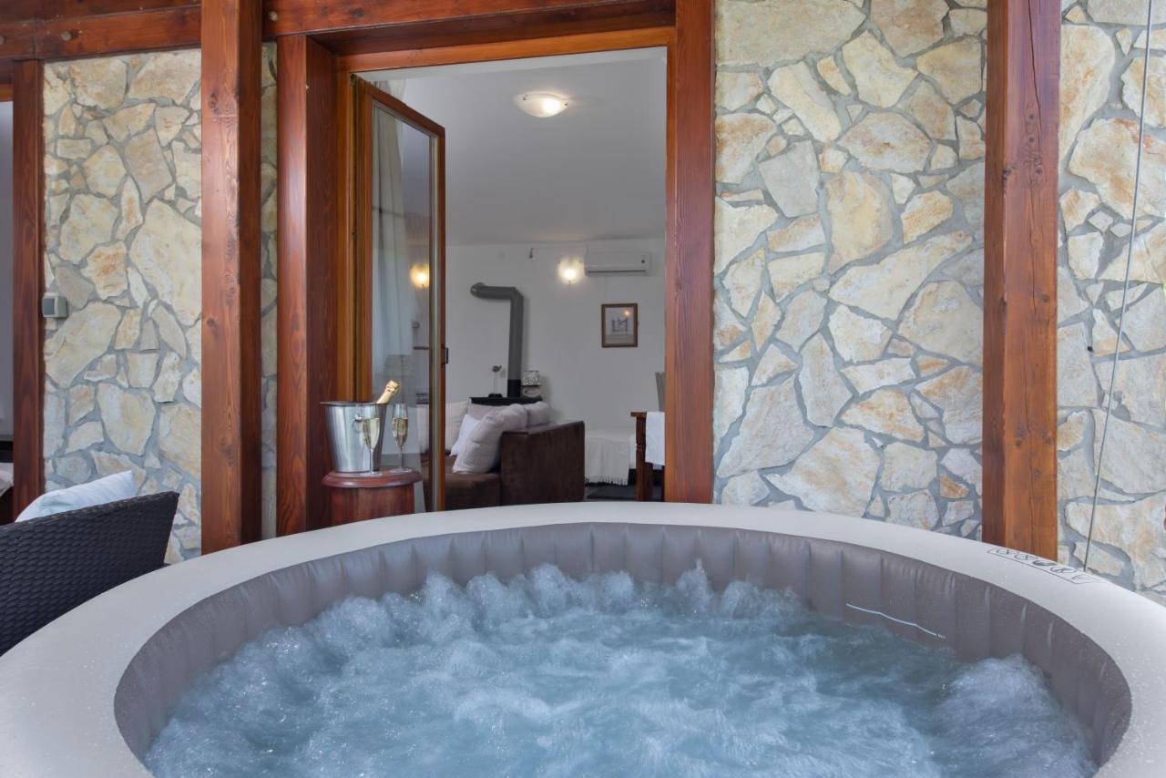 B&B Plitvice Lakes Villa Irene เซลิสเต เดรซิสโก ภายนอก รูปภาพ