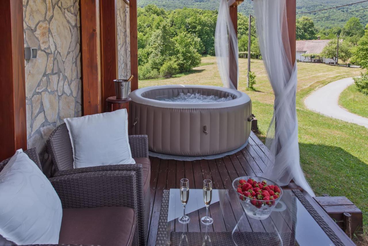 B&B Plitvice Lakes Villa Irene เซลิสเต เดรซิสโก ภายนอก รูปภาพ