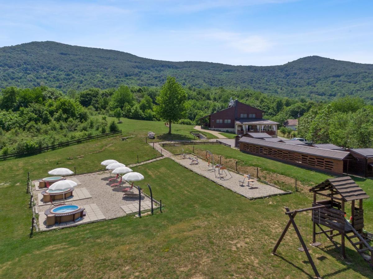 B&B Plitvice Lakes Villa Irene เซลิสเต เดรซิสโก ภายนอก รูปภาพ